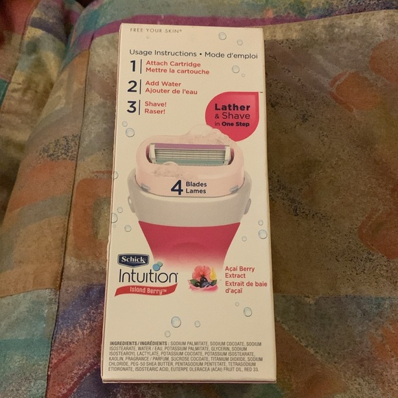 Schick Intuition Razor - Picture 2 of 3